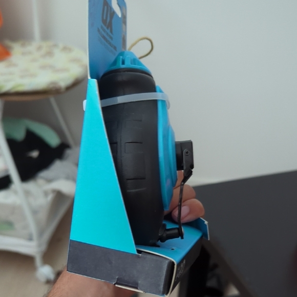 Chalk Line - Blue and Black - Picture 3 of 4